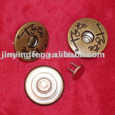 Double prong button (Bouton double volet)