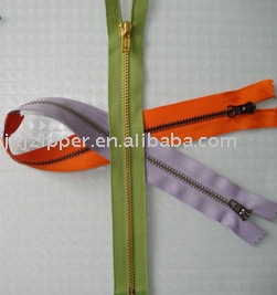 metal zipper (Metallreißverschluss)