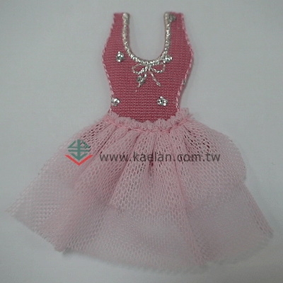 Special embroidery products (Produits de broderie spéciale)
