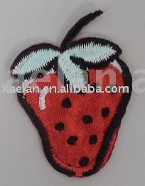 Strawberry Embroidered badge (Strawberry écusson brodé)