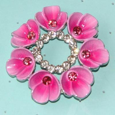 crystal buckle (Kristall-Schnalle)