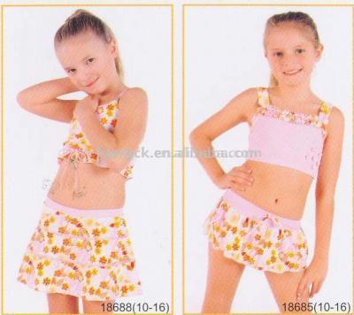 Girl`s Swimsuit (Girl `s maillot de bain)