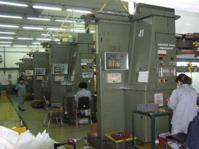Used Saurer Embroidery Machine (Б / Saurer вышивальная машина)
