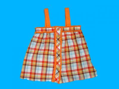 Girl`s plaid top