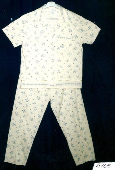 Ladies Pajamas Set (Ladies Pajamas Set)