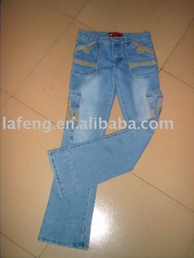 trousers (trousers)
