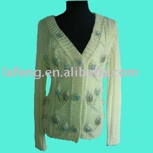 sweater (sweater)