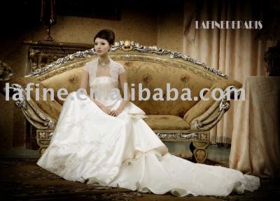 wedding dress (свадебное платье)
