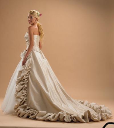 Bridal Gown (Brautkleid)