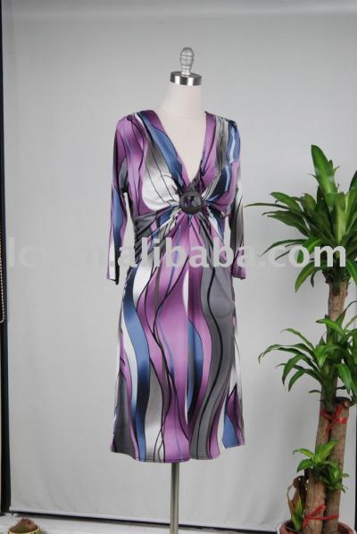 women`s dress (women`s dress)
