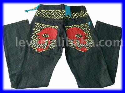 branded name of the fashion jeans (branded name of the fashion jeans)