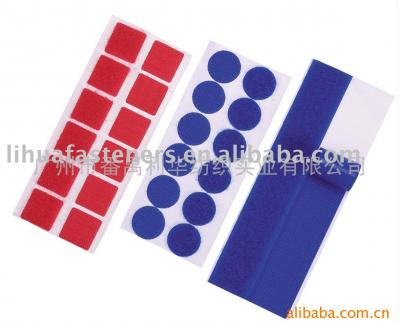 self-adhesive velcro (Velcro auto-adhésif)