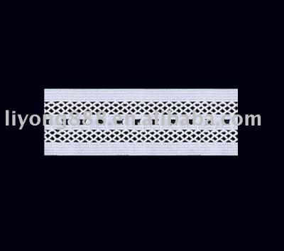 lace (dentelle)