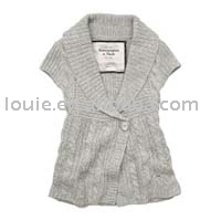 Designer women`s pure color sweaters