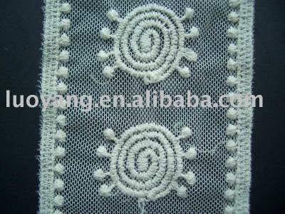 lace (dentelle)