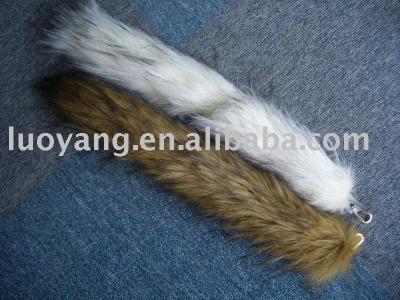 fake fur tail (Kunstpelz Schwanz)