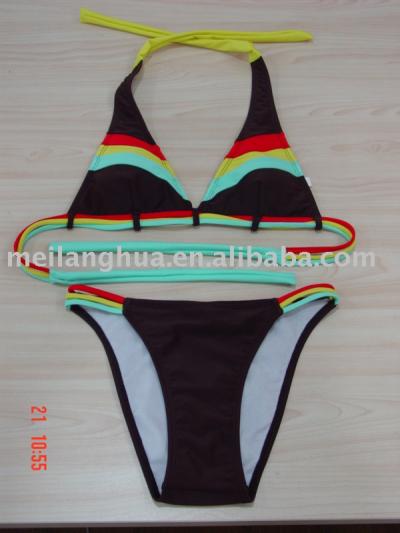 bikini (bikini)