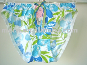 Ladies` panties