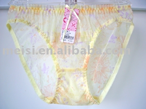 Ladies` panties