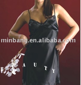 nightwear (nightwear)