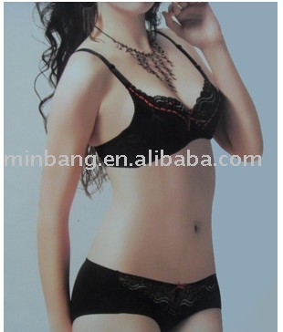 bra set (Brésiliens)