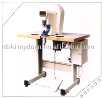 2000 Button sewing Machine (2000 Пуговичная машины)