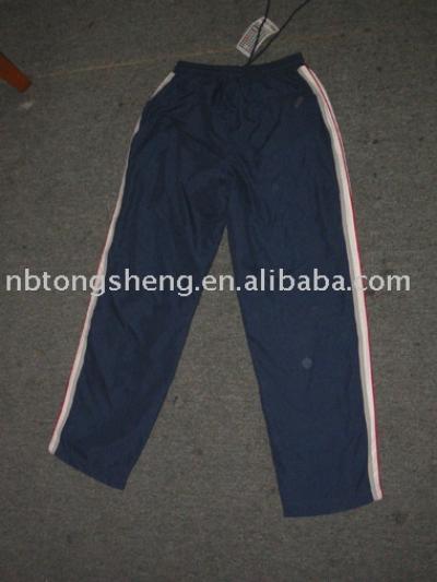sports pants (спортивные брюки)