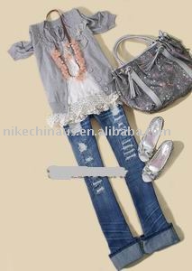 new fashion sweet clothing (nouveaux vêtements de mode doux)