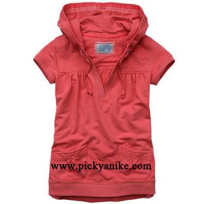 fashionable branded outerwear (fashionable branded outerwear)