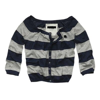 sweater (sweater)
