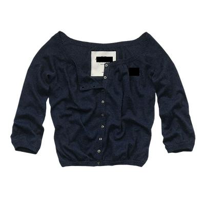 sweater (sweater)