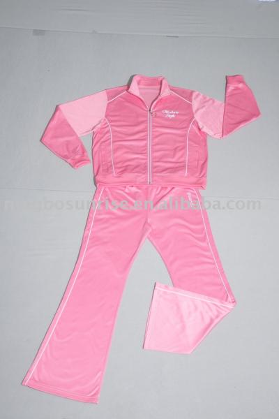 tricot suits (трикотажные костюмы)