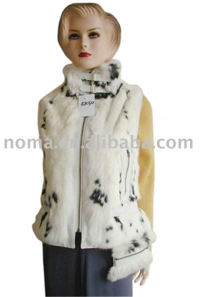 fur waistcoat (gilet en fourrure)