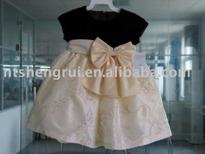 STYLE NO.:1151 Girl`s dress (STYLE NO.:1151 Girl`s dress)