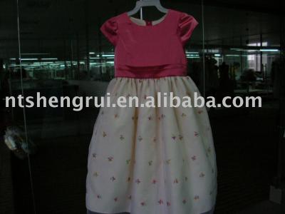 STYLE NO.: 1040 Girl`s dress (STYLE NO.: 1040 Girl`s dress)