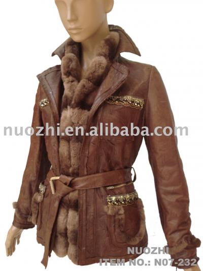 Fashion Leather coat With Belt And Demountable Rex Rabbit Fur Collar (Fashion Leather coat With Belt And Demountable Rex Rabbit Fur Collar)