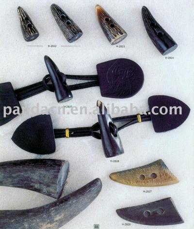 buffalo horn button (buffalo horn button)