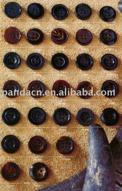buffalo horn button (buffalo horn button)