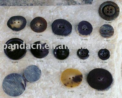 buffalo horn button (buffalo horn button)