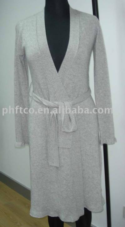 ladies` cashmere sweater (Ladies `Kaschmirpullover)