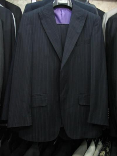 suit (suit)