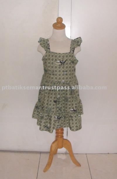 Menthok Sarimbit Children`s Dress (Menthok Sarimbit Children `s Dress)