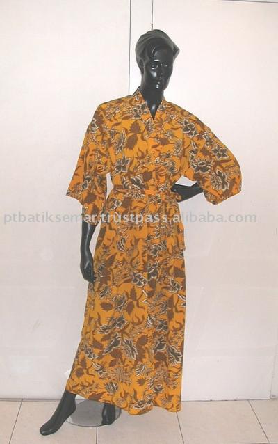 Long Bathrobes (Long Peignoirs)