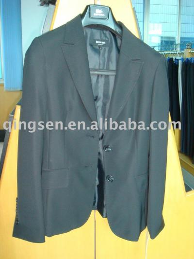 suit (suit)