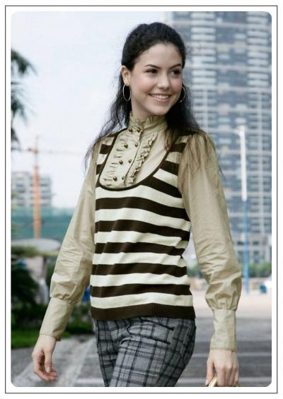 7627 Sweater (7627 Sweater)