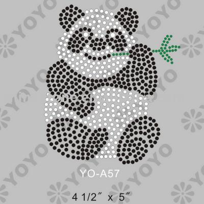 Iron on Panda rhinestone motif for T-Shirt and Garment (Iron on Panda Strass Motiv für T-Shirt und Unterwäsche)