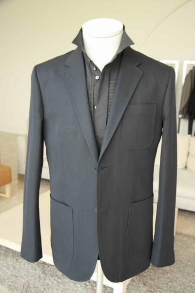 Men `s Suit (Men `s Suit)