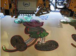 Multi sequins embroidery machine (Multi sequins embroidery machine)