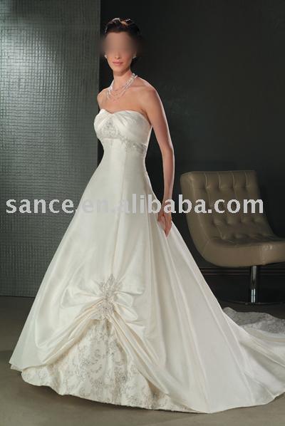 wedding dress (Wedding Dress)