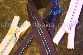 Diamond Zipper (Diamond Zipper)